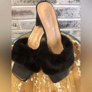 Faux Fur Heels Size 6